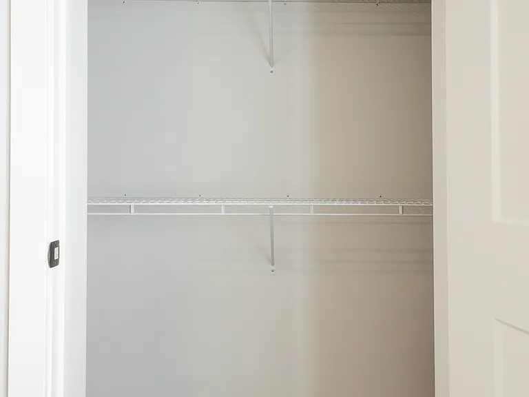 615 Carey Ave N #103 — Photo 7