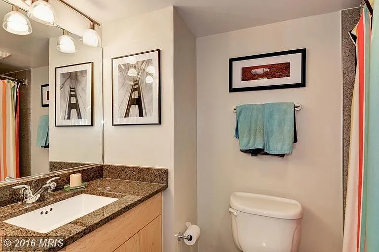 7500 Woodmont Ave #8 — Photo 12