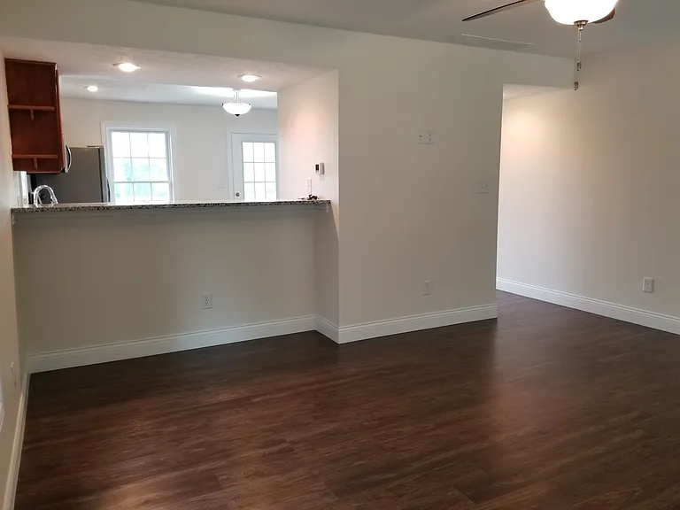 2270 S Samuel Ln — Photo 8
