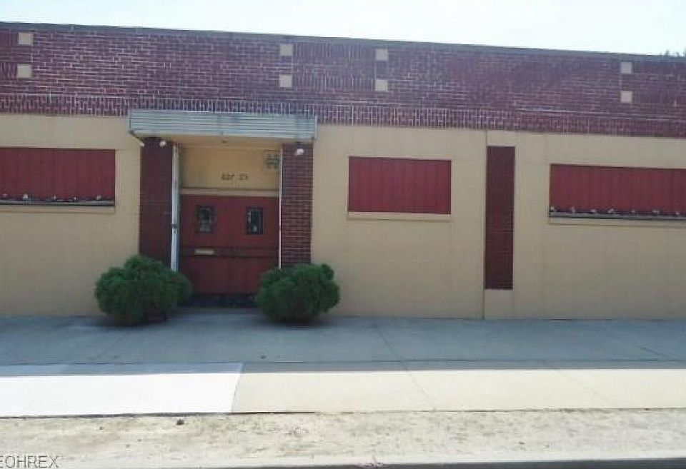 1st image of 627 S Arlington St