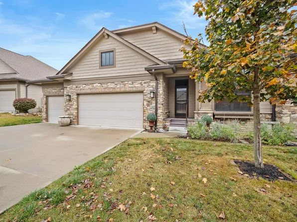 1105 25th Ave SW, Altoona, IA 50009