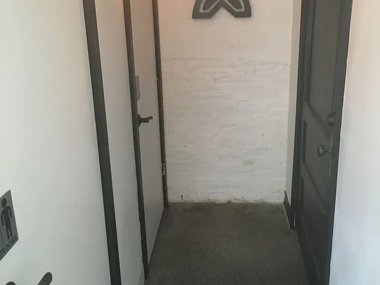 24 E Madison St — Photo 32