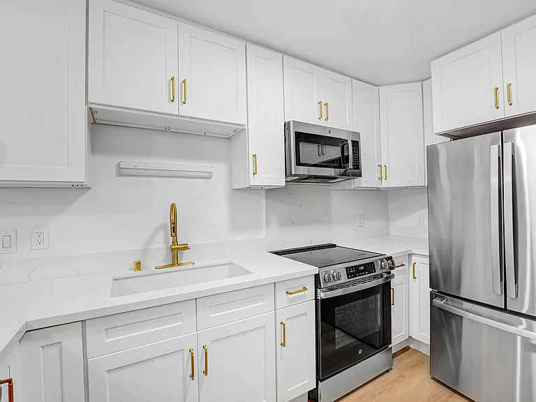 801 2nd Street — Photo 10