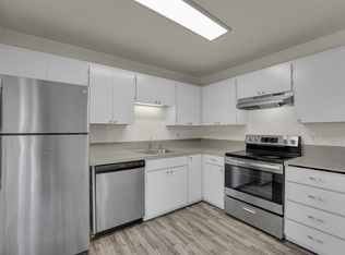 #122 Colonial Manor Apartments, Hillsboro, OR 97124