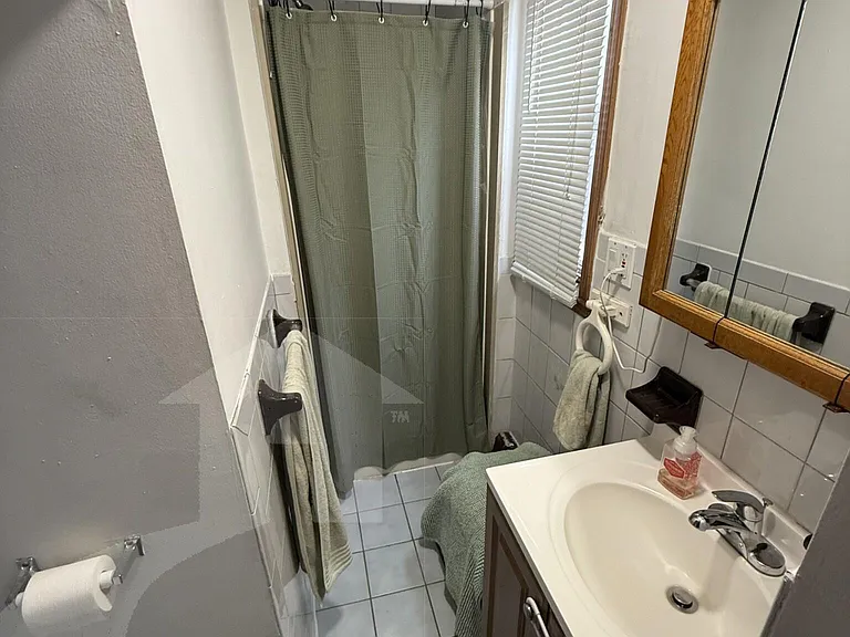 585 Somerville Ave #2A — Photo 12