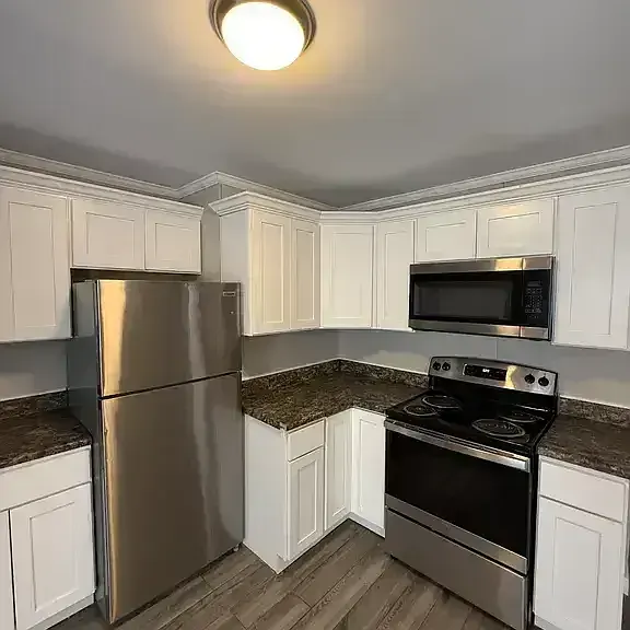 633 Orange St #1 — Photo 1