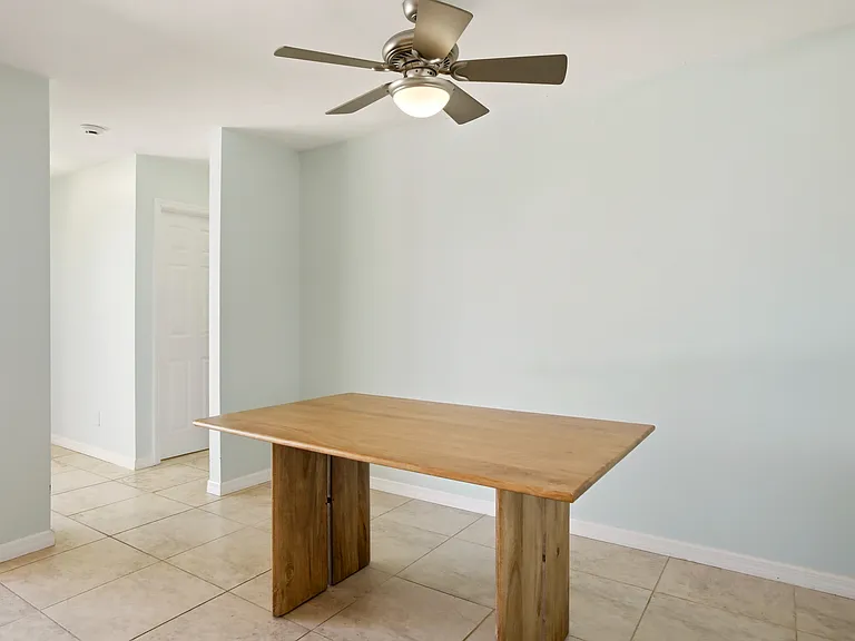 5610 Creekwood Dr — Photo 18