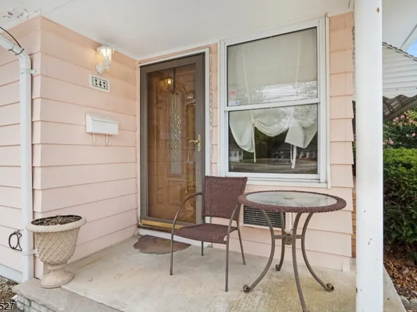 4 Newport Pl #1, Toms River Township, NJ 08753