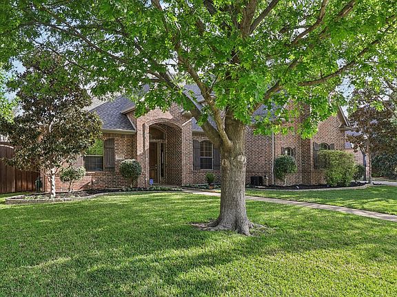 2nd image of 219 High Point Dr