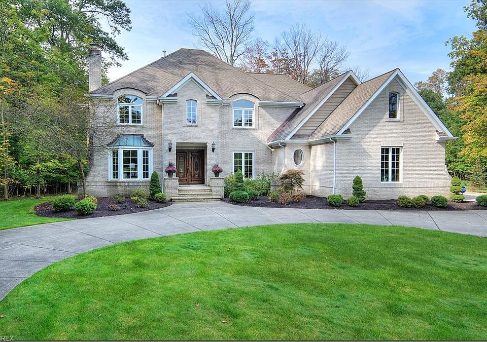 1st image of 8966 Red Tail Ln