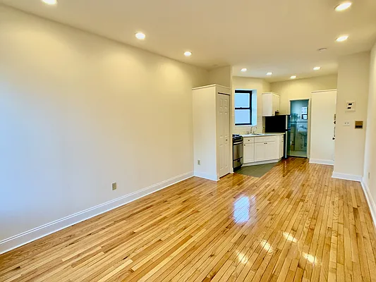 Rented by J & L Holding Corporation | media 12