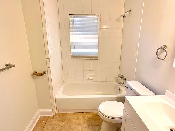 2nd image of 691 Beaumont Ave #691