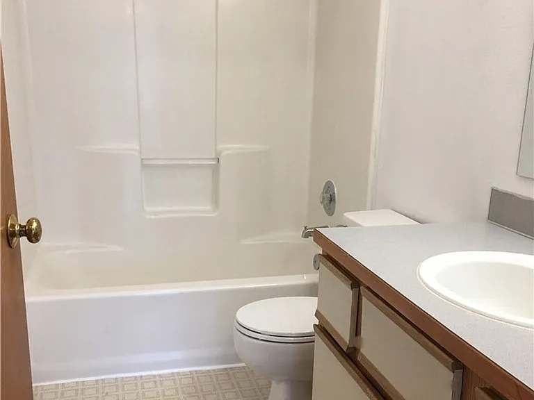 632 D St — Photo 10