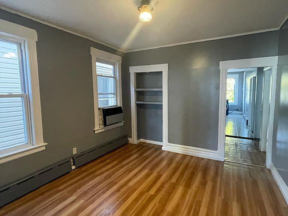 5th image of 29 Ellis Ave Floor 2