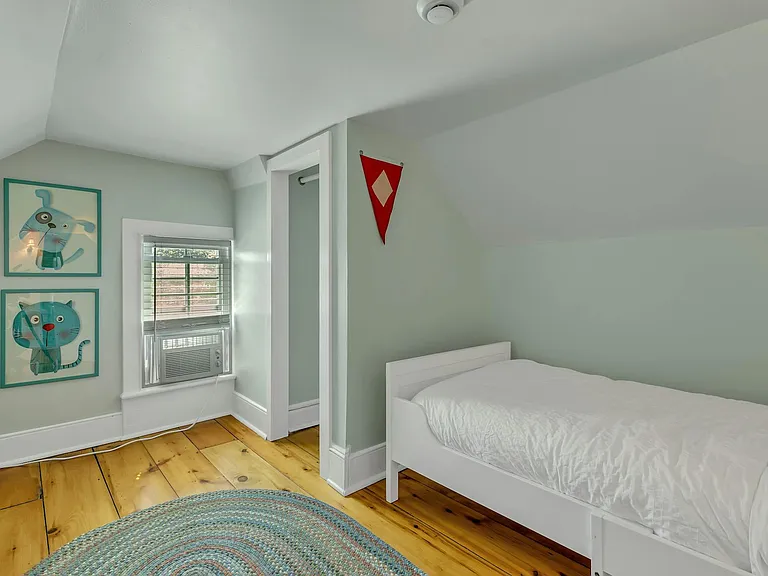 74 Union Ave — Photo 21