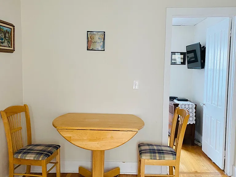 7 Webb Ave #1-W — Photo 7