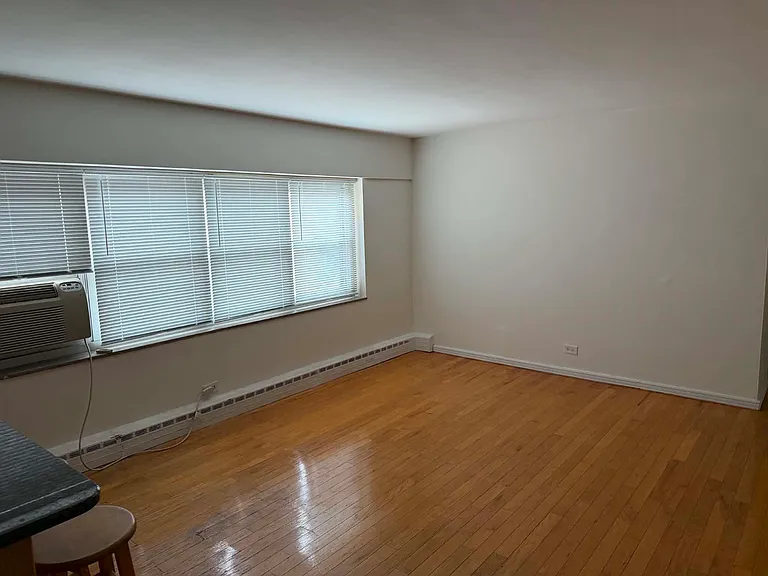 4960 N Marine Dr #419 — Photo 20