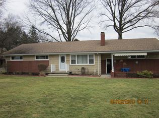 575 Park St NW, Navarre, OH 44662