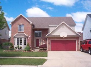 24424 Helene Dr, Brownstown, MI 48183