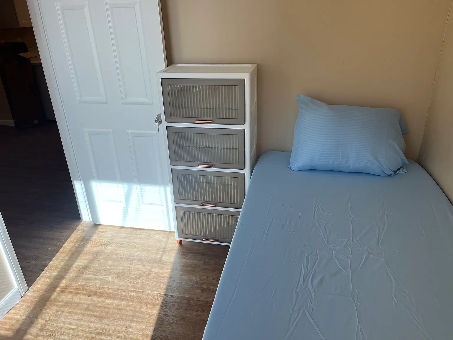 1 bed, $950 — Photo 4