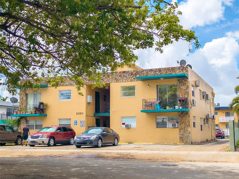 3050 NW 21st Ave #9 — Photo 11