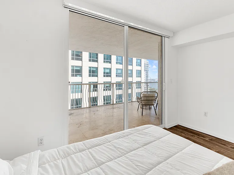 1200 Brickell Bay Dr #2512 — Photo 20