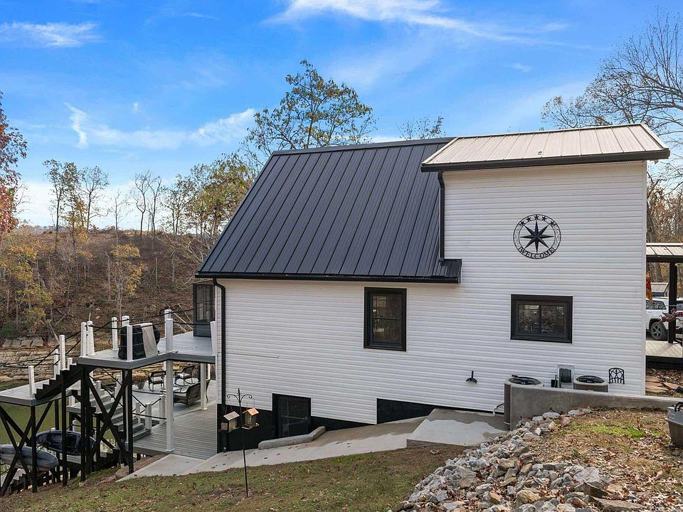 1st image of 844 Wilderness Dr