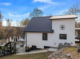 844 Wilderness Dr, Mooresburg, TN 37811