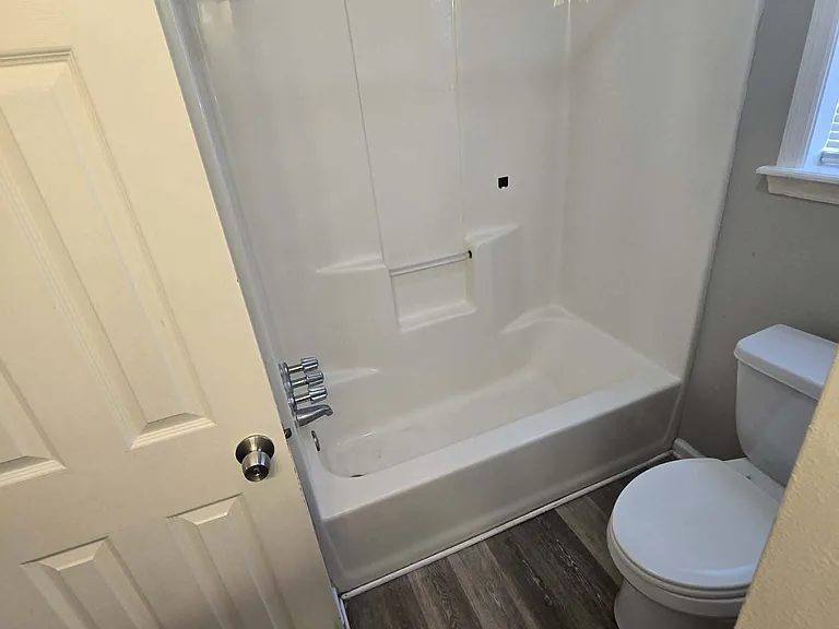1779 Wayland Park Dr — Photo 8