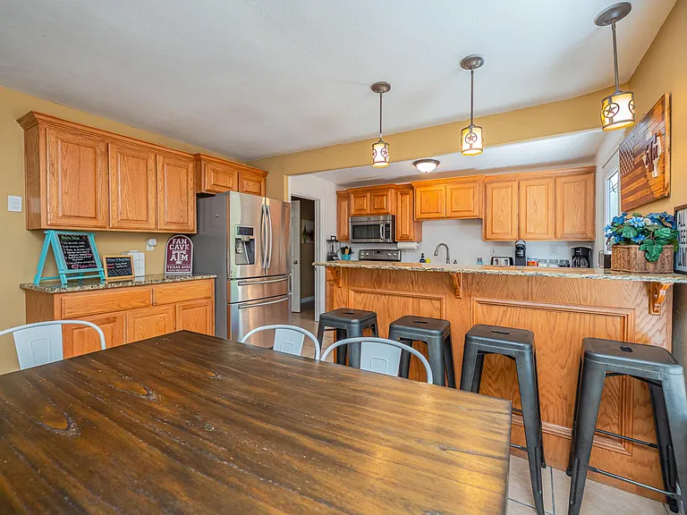 1131 S 8th St — Photo 24