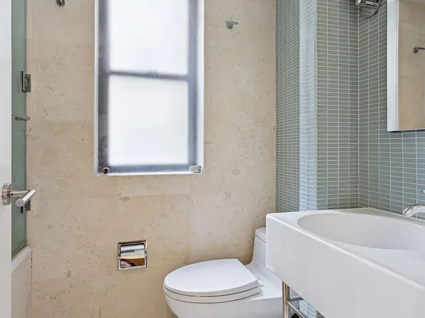 800 West End Avenue image 16 of 18