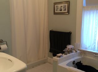 176 Loomis St, Burlington, VT 05401