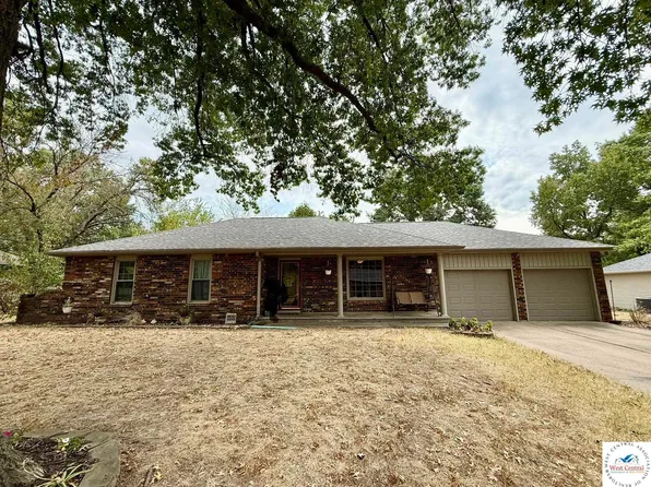 600 S David Dr, Clinton, MO 64735