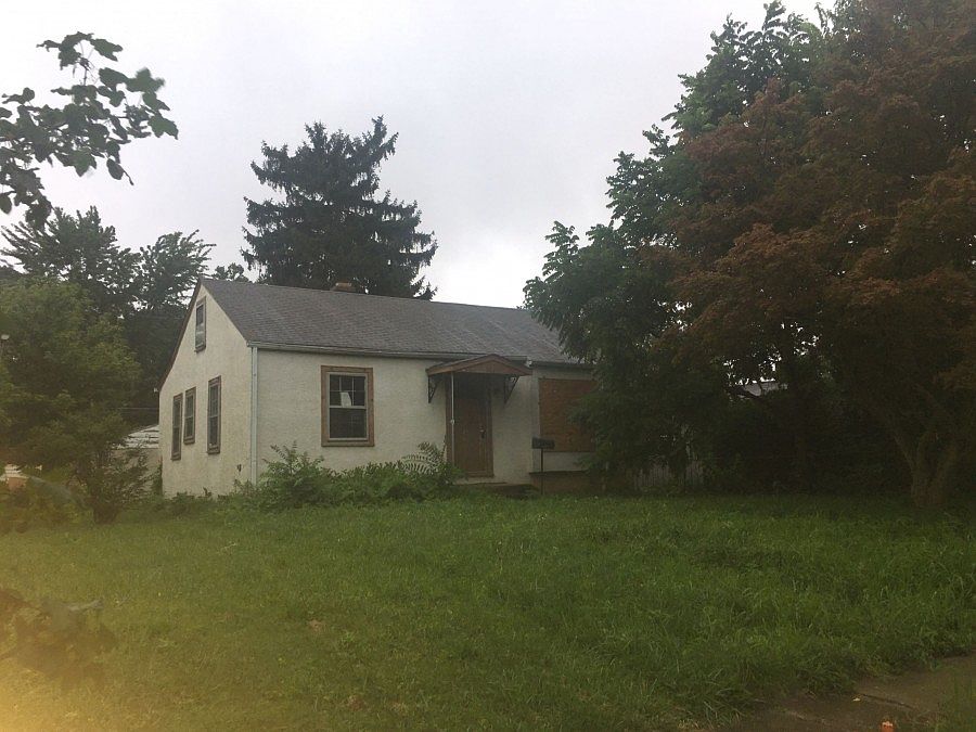 2nd image of 603 S Napoleon Ave