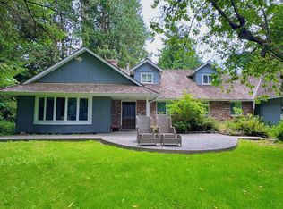13768 32nd Ave, Surrey, BC V4P 2B8
