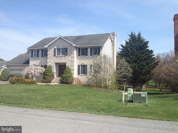 2nd image of 13513 Olde Mystic Cir