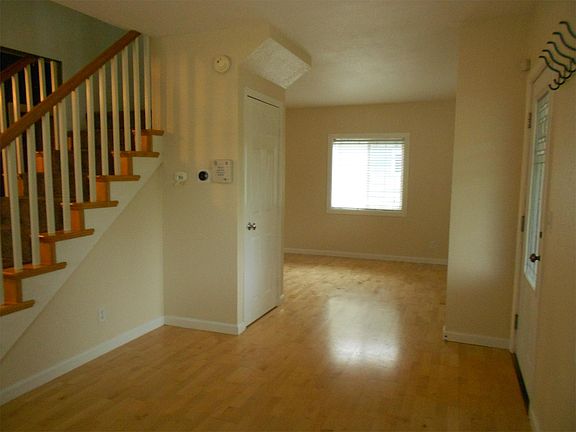 4th image of 5018 51st Ave S