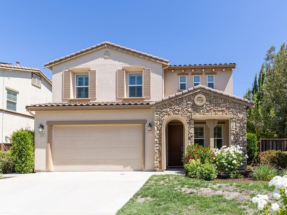 1st image of 15950 Dondolare St