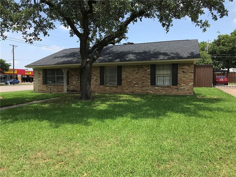1st image of 2905 Lavita Ln