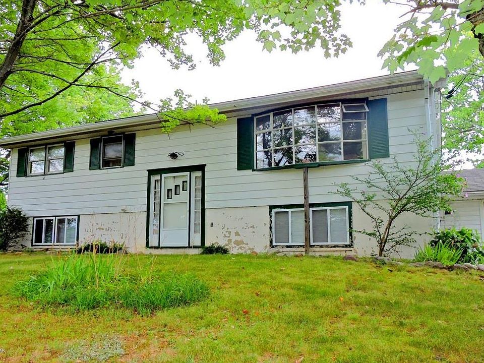 1st image of 113 Bailey Dr