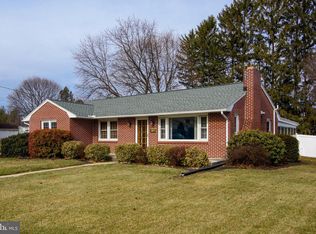 606 W Keller St, Mechanicsburg, PA