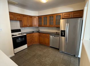 20908 23rd Ave #2, Bayside, NY 11360