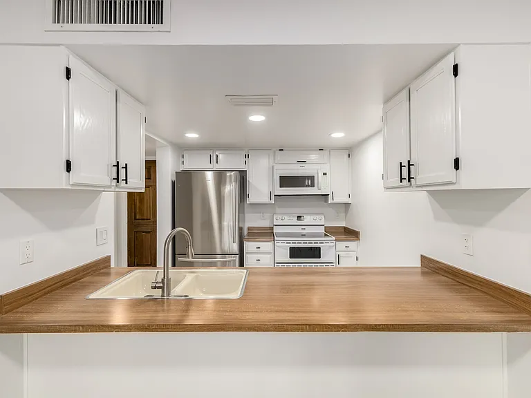 3030 N Hayden Rd #13 — Photo 7