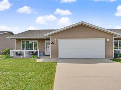 713 Spruce Dr, Independence, IA, 50644