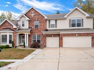 1446 Hawkins Meadow Dr, Fenton, MO 63026