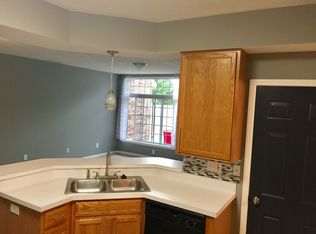 252 Provincial Ln APT C, Avon, IN 46123