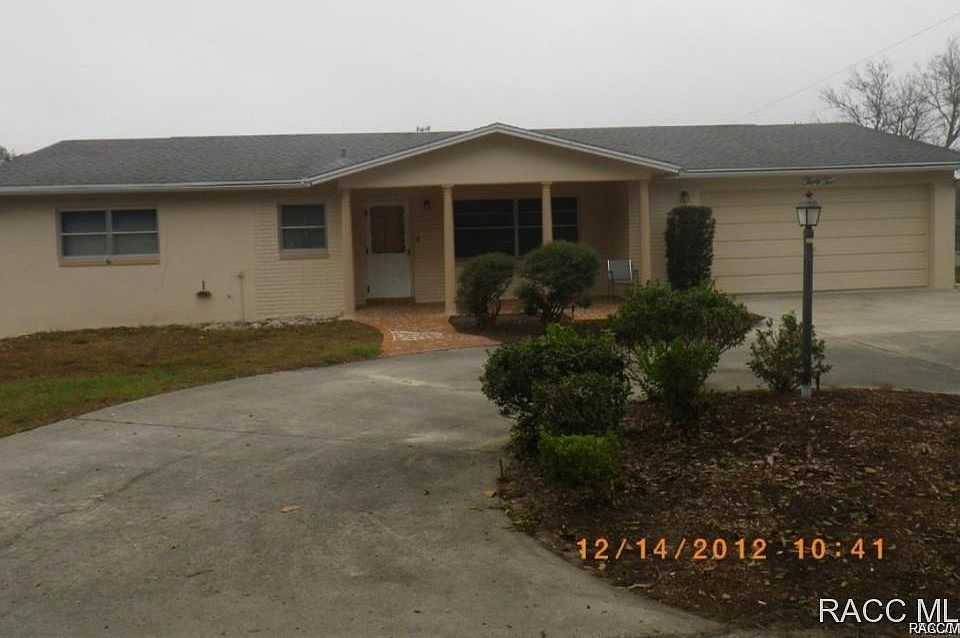 1st image of 32 Rose Ave