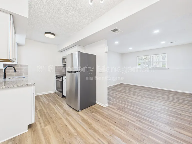 3104 Orville Ave #B — Photo 7
