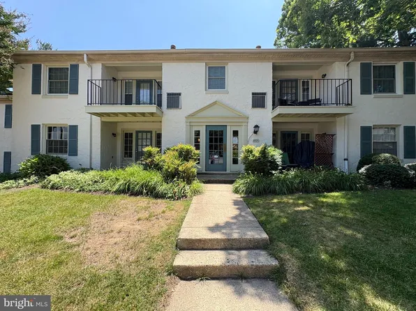 5821 Rexford Dr #744, Springfield, VA 22152