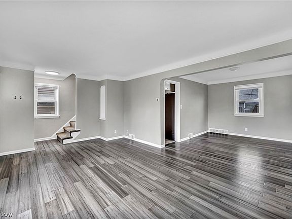 4th image of 3318 Heresford Dr